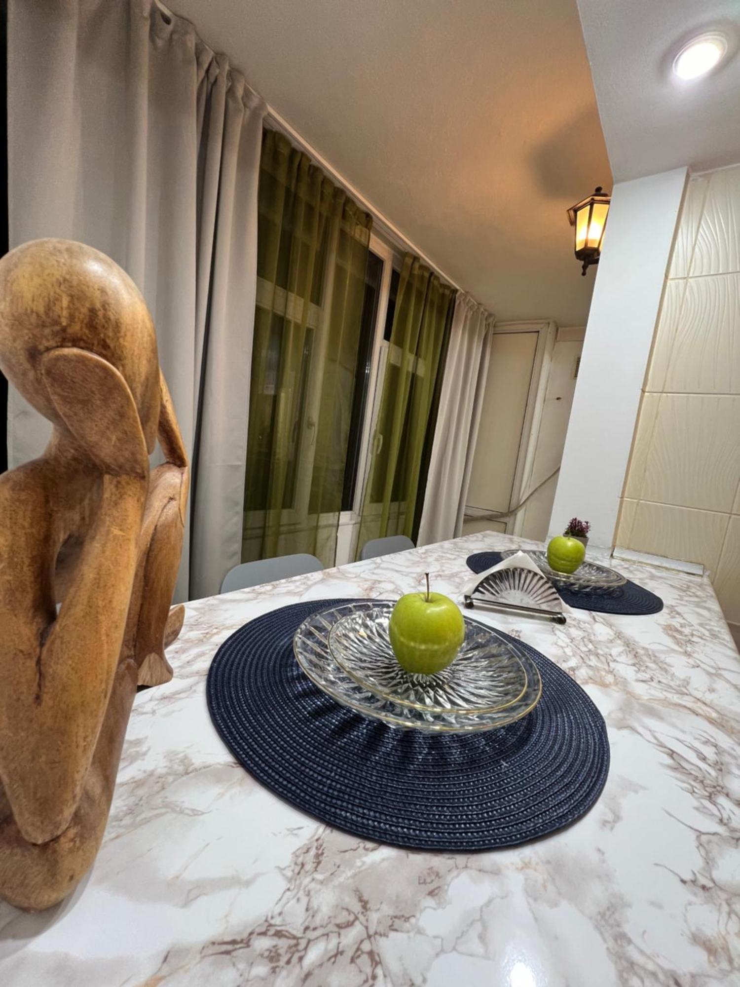 Kiwi Apart-Hotel 1Br Wi-Fi Free - Close To Old Town - Cozy Location - Shorter Or Longer Stay - R&M Boutique Bucureşti Exterior foto